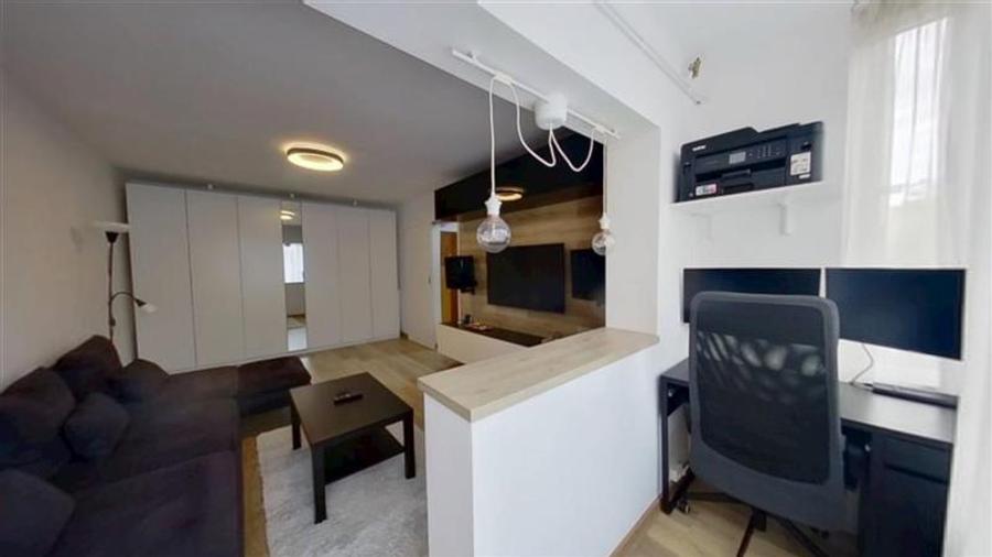 Apartament cu 2 camere decomandat în Griviței