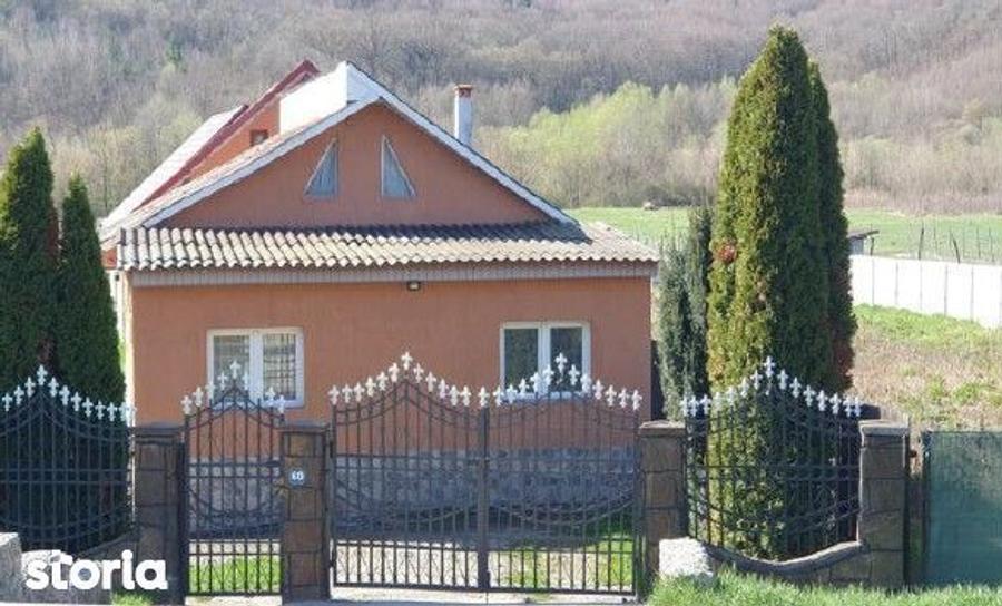 Casă cu 2 camere cu Teren 625 Mp în Mărgineni
