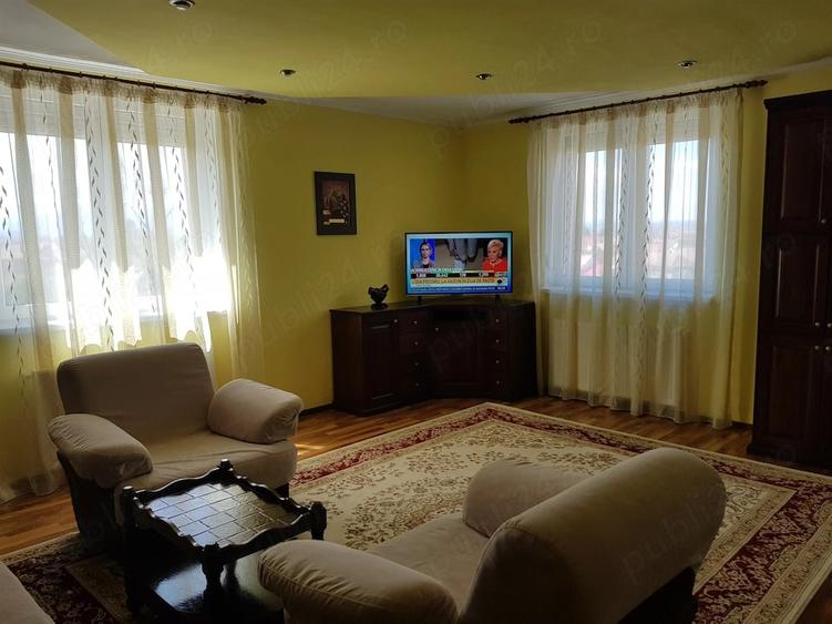 Apartament cu 3 camere decomandat în Terezian