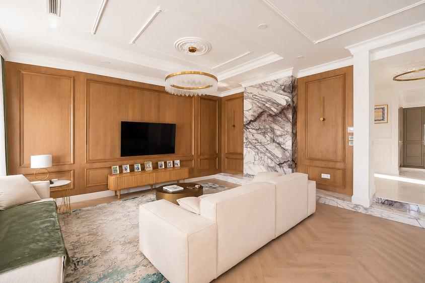 Casă individuală cu 6 camere cu Teren 2800 Mp în Snagov
