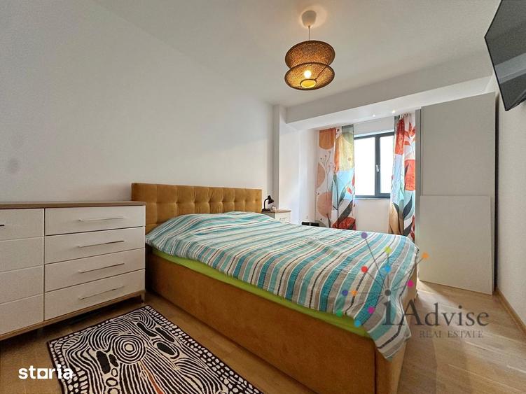 Apartament cu 3 camere decomandat, mobilat în Central