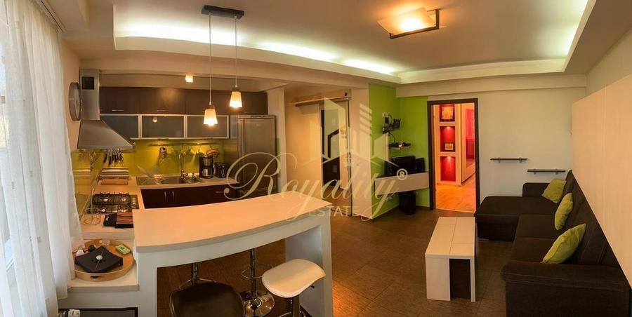 Apartament cu 2 camere semidecomandat, mobilat în Central