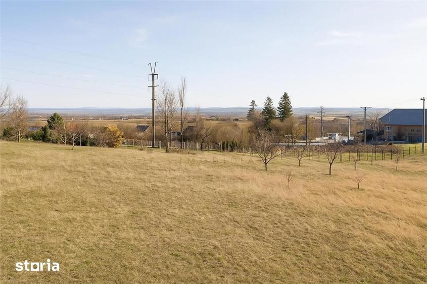 Teren de 897 mp, în Abram