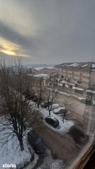 Apartament cu 3 camere decomandat în Unirii
