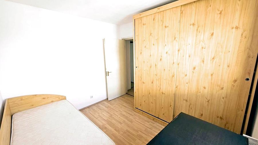 Apartament cu 3 camere, mobilat în Tineretului