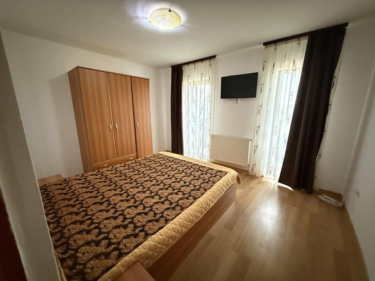 Apartament cu 3 camere, mobilat în Giroc
