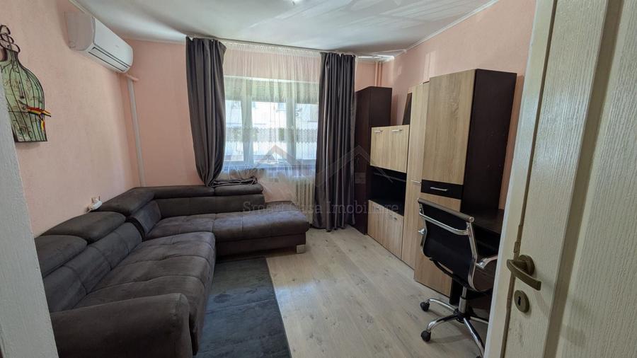 Garsonieră în Baza 3