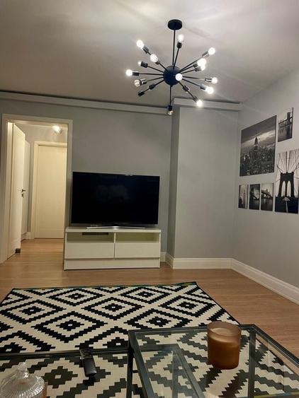 Apartament cu 2 camere semidecomandat, mobilat în Unirii
