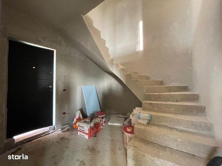 Casă cu 3 camere în Moșnița Veche