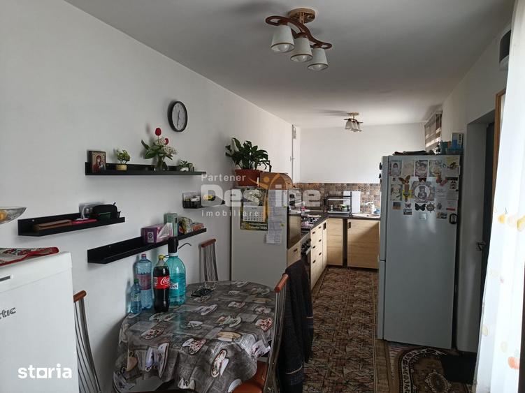 Casă cu 3 camere cu Teren 340 Mp în Chitila