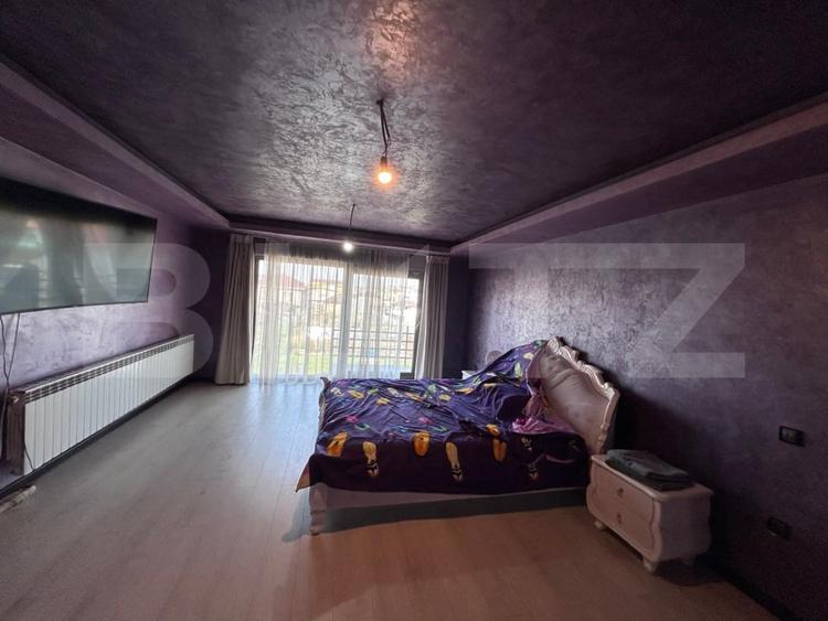 Casă individuală cu 6 camere cu Garaj în Sud