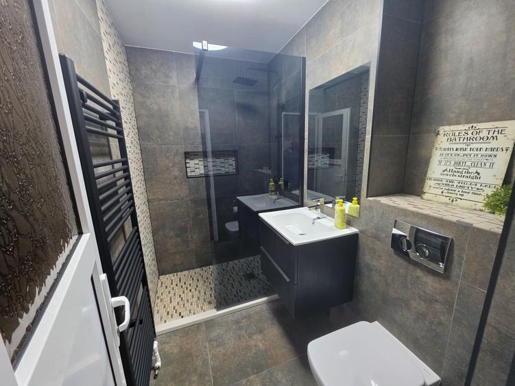 Apartament cu 2 camere decomandat în Lotrioara