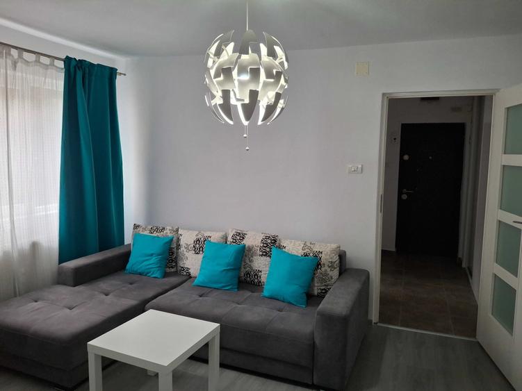 Apartament cu 2 camere semidecomandat în Ultracentral