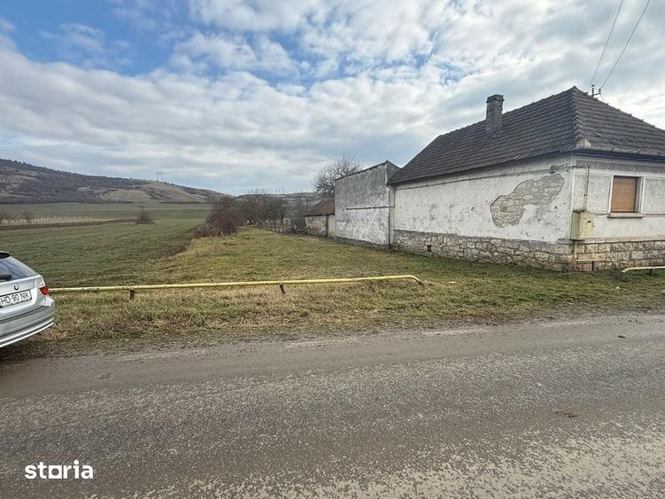 Teren de 2600 mp, în Central