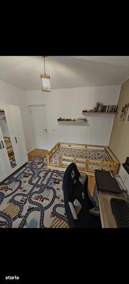 Apartament cu 3 camere în Florești