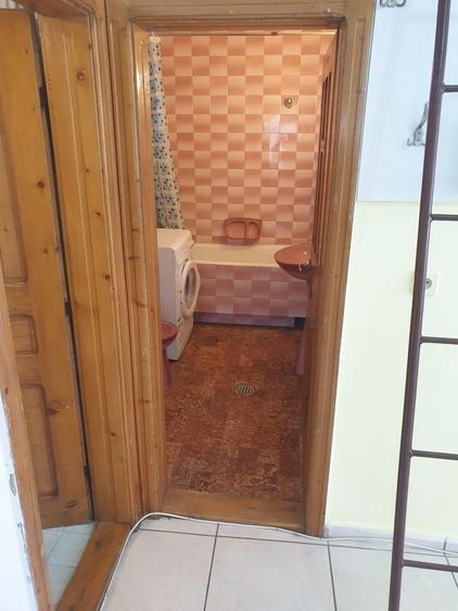 Casă cu 4 camere decomandat cu Teren 150 Mp în Zorilor