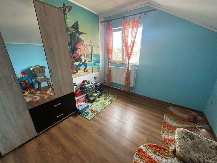Casă individuală cu 4 camere cu Canalizare în Vințu de Jos