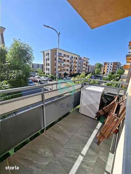 Apartament cu 3 camere în Tractorul