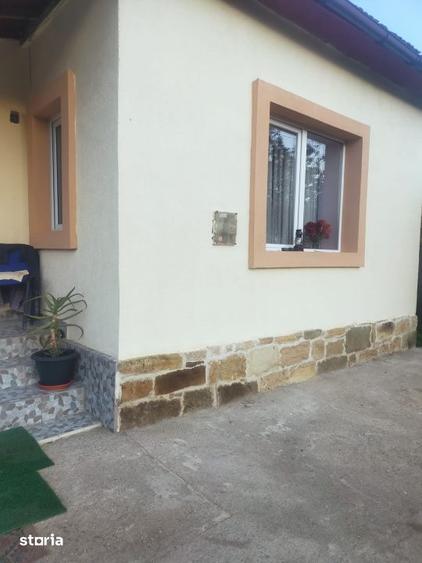 Casă cu 2 camere cu Teren 3200 Mp în Recea-Cristur