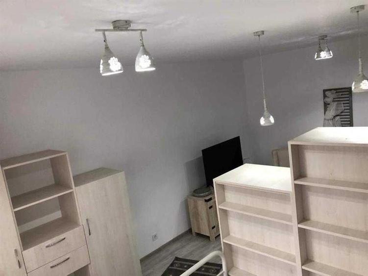 Garsonieră decomandată, mobilată în Tătărași