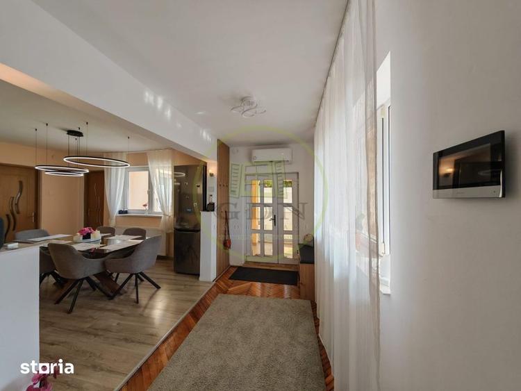 Casă cu 5 camere cu Teren 600 Mp în Central
