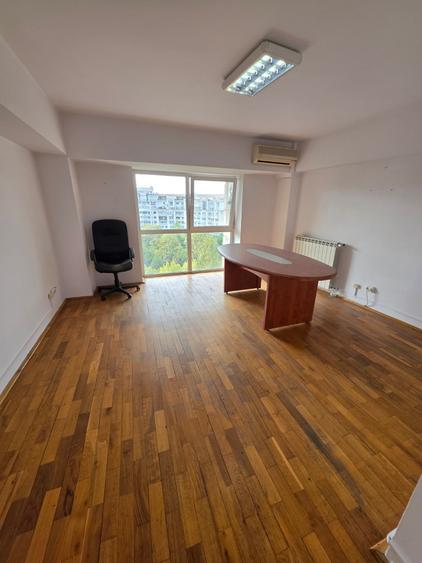Apartament cu 6 camere decomandat în Alba Iulia