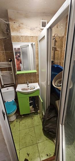 Apartament cu 2 camere semidecomandat în 5 Călărasi