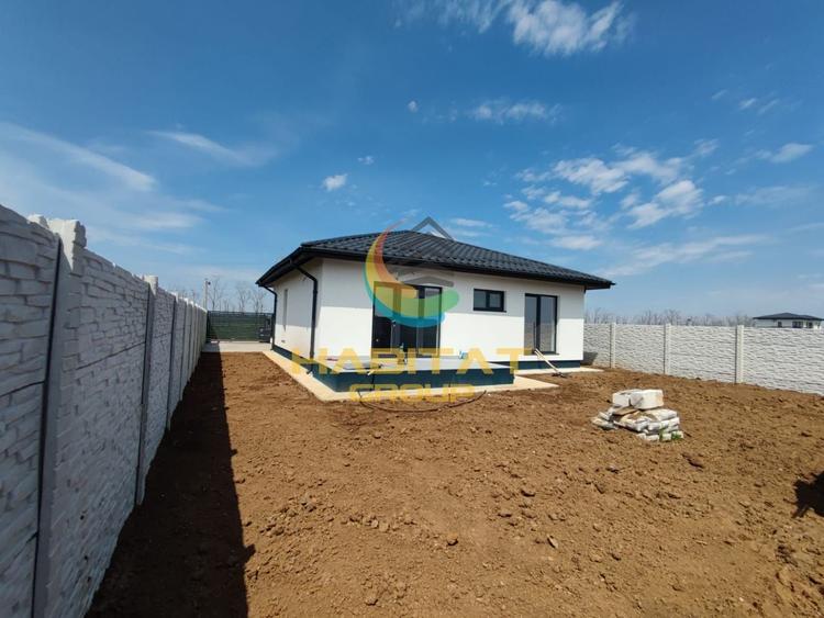 Casă individuală cu 3 camere cu Canalizare în Vidra