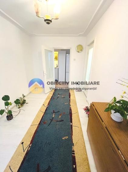 Apartament cu 4 camere decomandat, mobilat în Dărmănești