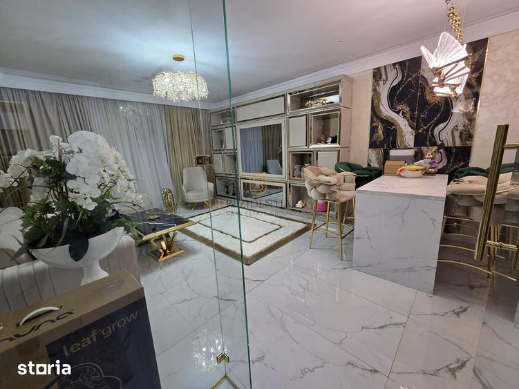 Apartament cu 4 camere decomandat în Metalurgiei