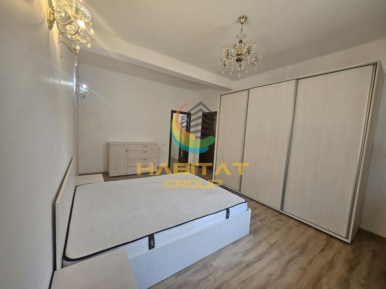 Casă individuală cu 5 camere cu Canalizare în Central