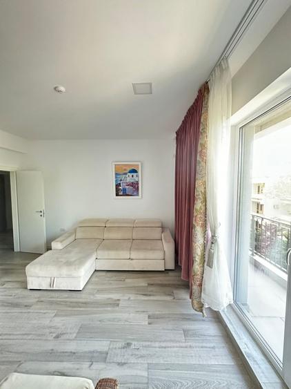 Apartament cu 2 camere decomandat, mobilat în Central
