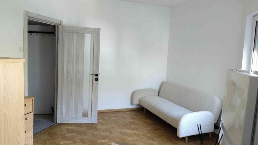 Garsonieră decomandată în Exterior Vest
