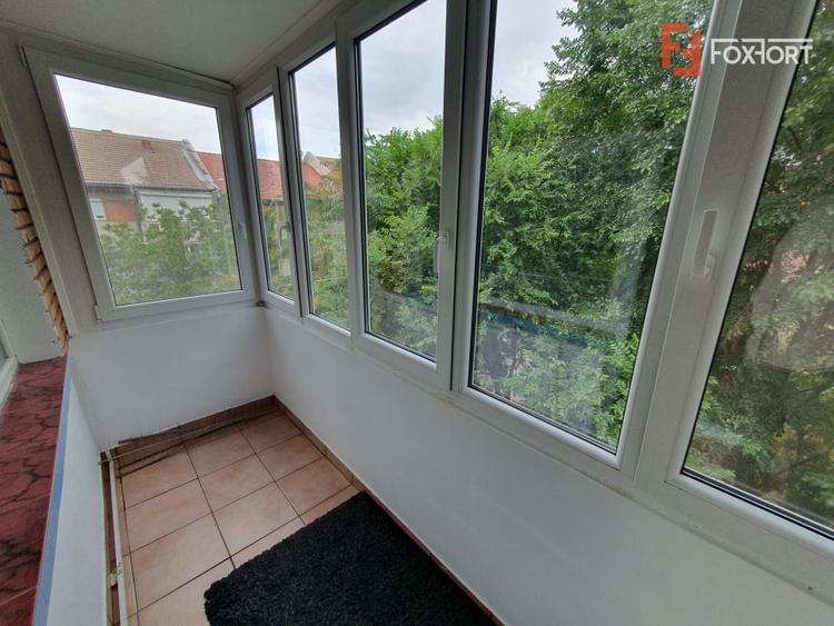 Apartament cu 2 camere decomandat, mobilat în Steaua