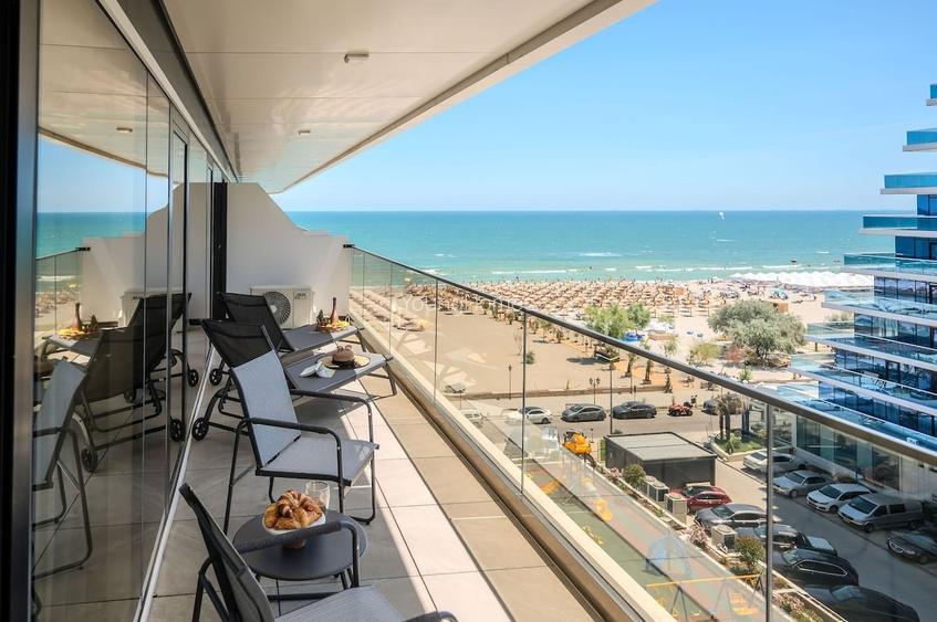Apartament cu 3 camere de închiriat | Aqua Cullinan Resort & SPA