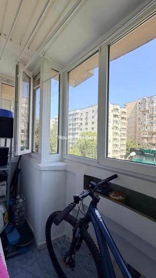 Apartament cu 3 camere, mobilat în Vitanul Nou