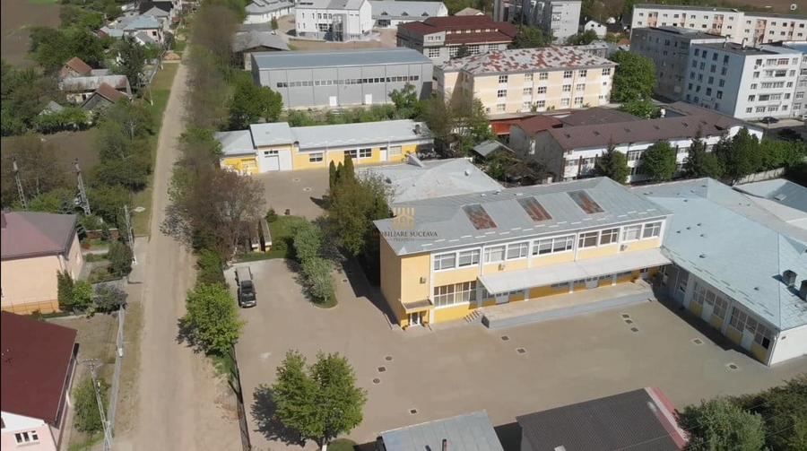 Spațiu comercial, de 5,000 mp, în Central