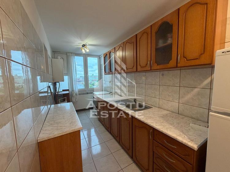 Apartament cu 3 camere decomandat în Dacia