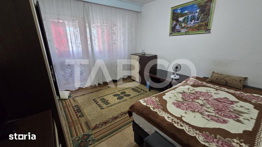 Apartament cu 2 camere decomandat în Ștrand