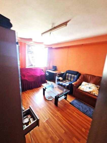Apartament cu 4 camere decomandat în Militari