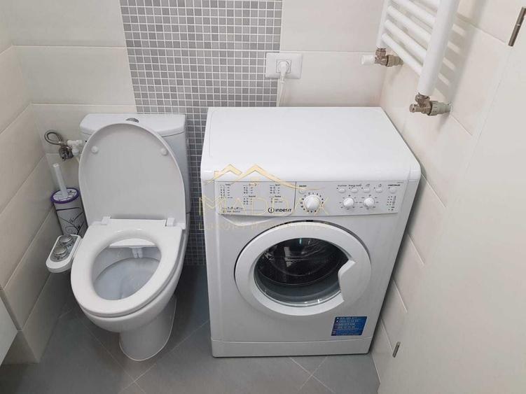 Apartament cu 2 camere decomandat, mobilat în Parcul Carol
