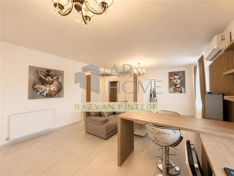 Apartament cu 3 camere decomandat în Albert