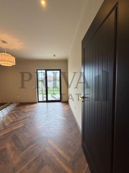 Duplex cu 4 camere cu Canalizare în Moșnița Nouă