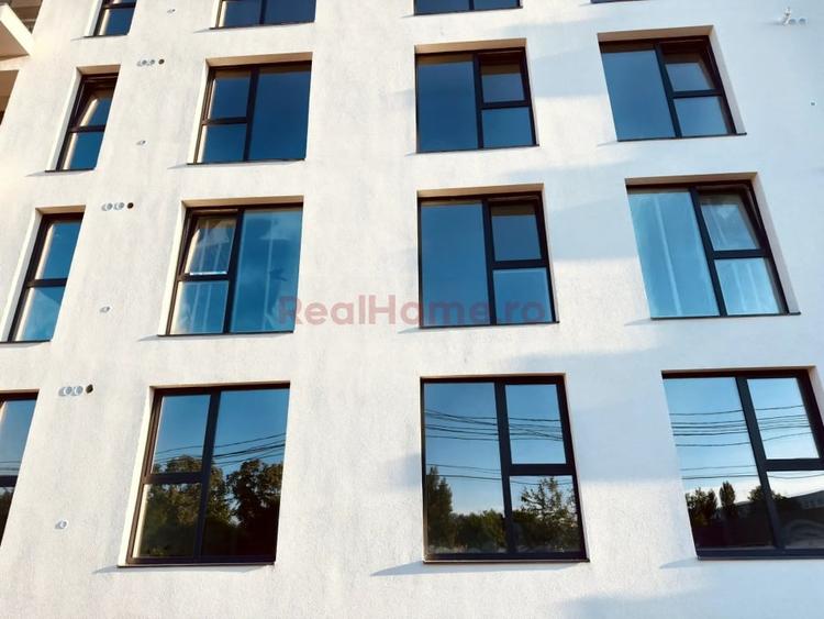 Apartament cu 3 camere decomandat în 1 Decembrie 1918