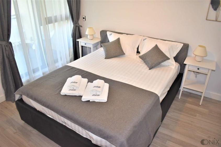 Apartament cu 2 camere decomandat, mobilat în Central