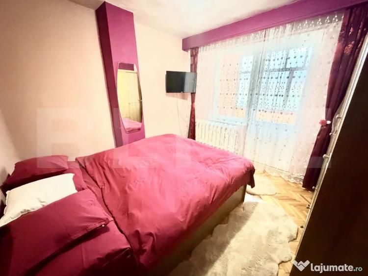 Apartament cu 3 camere decomandat în Central