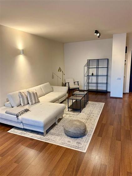 Apartament cu 2 camere semidecomandat, mobilat în Plevnei
