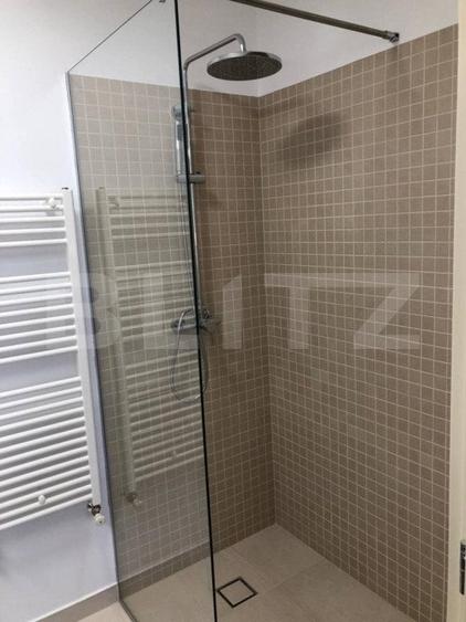 Apartament cu 3 camere decomandat, mobilat în Brașovul Vechi
