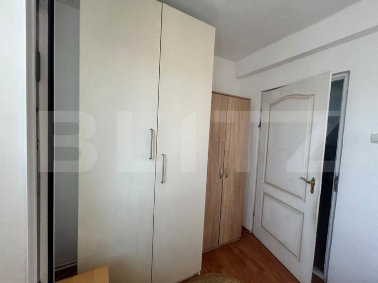 Apartament cu 2 camere semidecomandat în Decebal