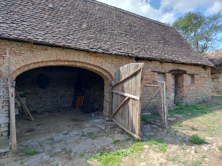 Casă individuală cu 5 camere cu Teren 1200 Mp în Archita